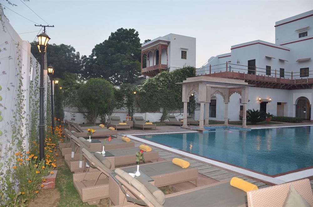 Chandra Mahal Haveli Luharu Exterior photo